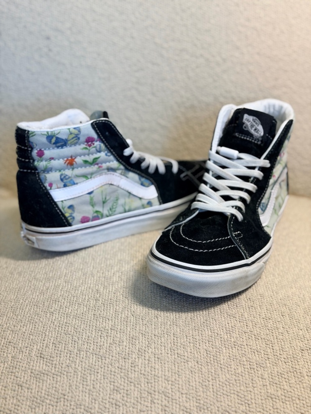 Vans SK8-Hi Top Unisex Butterfly Floral Fashion Sneaker Size Men 6/Women 7.5